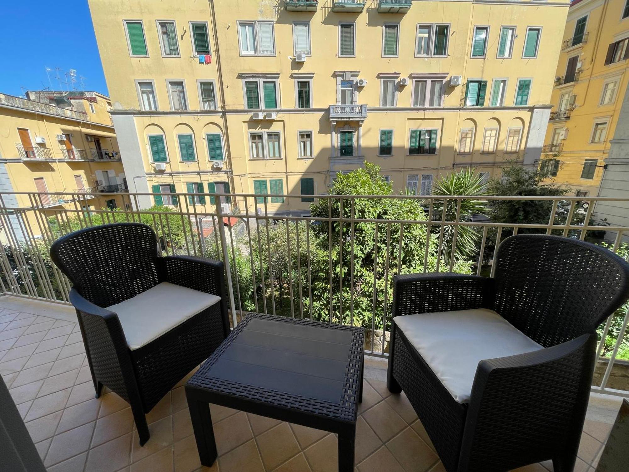 Nella'S Carlo III Apartment نابولي المظهر الخارجي الصورة